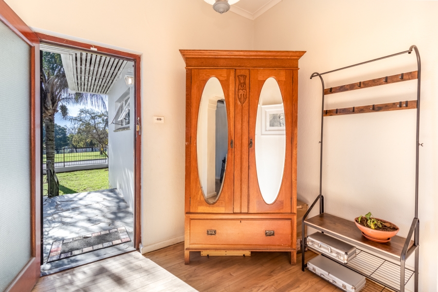 5 Bedroom Property for Sale in Uitsig Western Cape